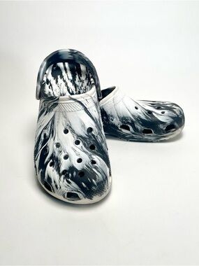 Crocs Classic Marbled Clog White/Black 206867-103 Unisex Size W 10, Men 8